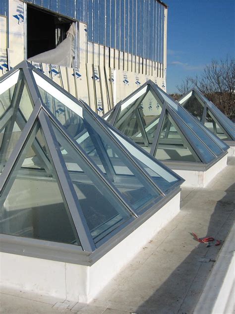 Commercial Skylights DĀlyte