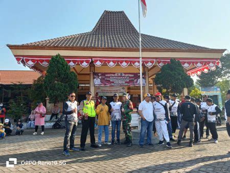 Jalan Sehat 17 Agustusan Di Desa Kraton Krian Berhadiah Utama Ibadah