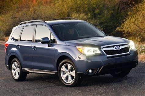 Used 2016 Subaru Forester 25i Premium Pzev Suv Features And Specs Edmunds