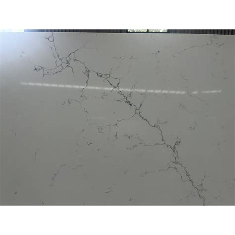 Golden Vein Artificial Stone White Calacatta Big Quartz Slab Engineered