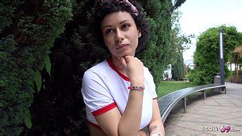 EXPLORADOR ALEMÁN ANAL DRUDO PARA LA PERRA STACY EN EL CASTING CALLEJERO XVIDEOS