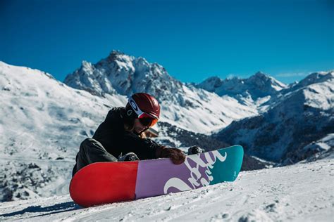 What's the Difference between Men's and Women's Snowboards - Snowboard ...