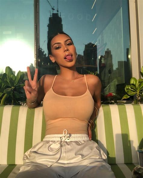 Hot Sexy Sonia Ali Bikini Pics