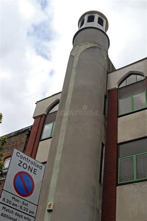 The North London Central Mosque, Also Known As the Finsbury Park Mosque ...