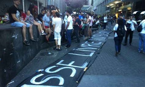 Manifesta O Contra O Aumento Das Passagens Complica O Tr Nsito No