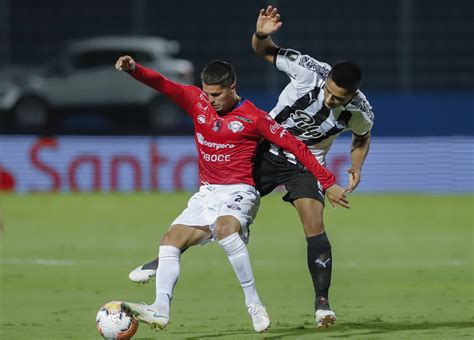 Veja Fotos Do Duelo Entre Libertad E Jorge Wilstermann Pelas Oitavas Da