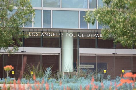 Lapd Officer Charged In Whiskey Fueled Off Duty Weekend Shooting Of