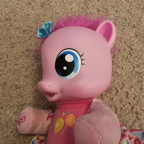 Hasbro Toys My Little Pony So Soft Learns To Walk Pinkie Pie