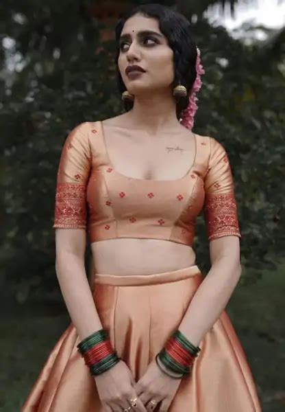 Priya Prakash Varrier Latest Hot Pics And Photo In Saree