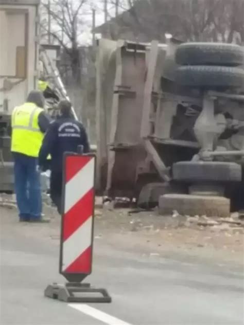 Accident Pe Autostrada Soarelui Două Persoane Au Murit Traficul Este