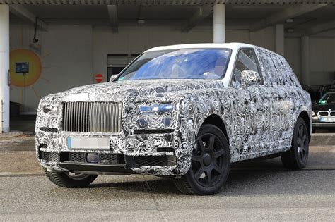 Rolls Royce Cullinan Erlkönig Daten Infos Marktstart Preis Auto Motor Und Sport