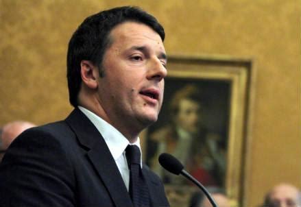 IL CASO Folli Renzi Napolitano Il premier si è isolato