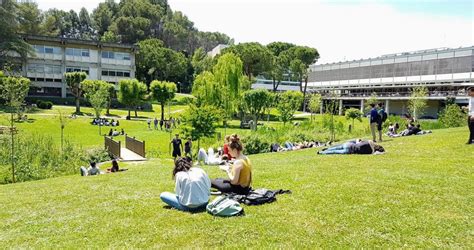 Acad Micos De La Facultad De Ciencias De La Educaci N De La Ucm Visitan