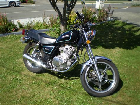 File 2004 Suzuki GN250