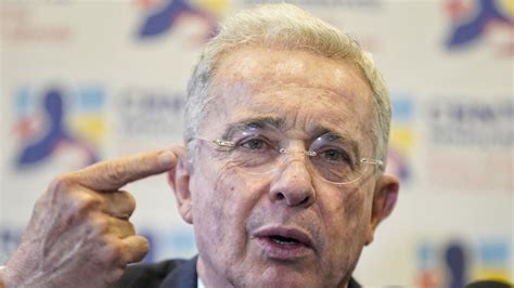 Expresidente Lvaro Uribe Revive Historias Por Cuenta Del Lucimiento