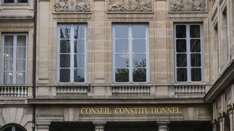 Crimes Sexuels Sur Mineurs Le Conseil Constitutionnel Valide La Loi