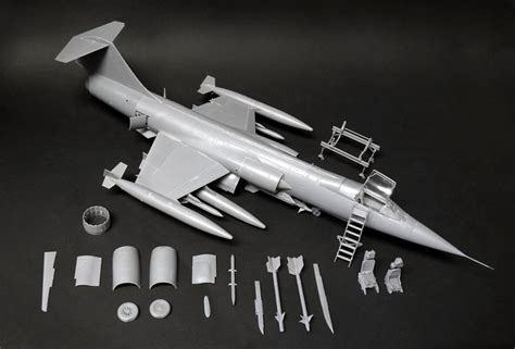 New Incoming Italeri F G S Starfighter Plastic Models World