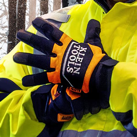 Winter Thermal Gloves, Small - 60618 | Klein Tools