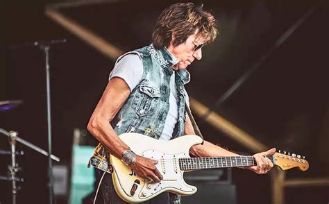 Jeff Beck Biography (Dies), Wiki, Age, Date of Birth, Net Worth