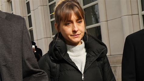 Allison Mack Pleads Guilty In Sex Cult Case Twitter Goes Wild