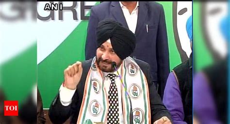 Navjot Singh Sidhu Sidhu Joins Congress Says Hes A Born Congressman