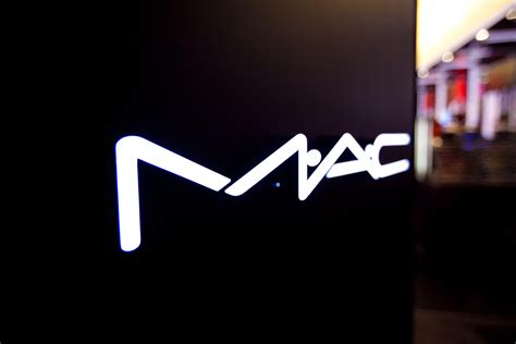Mac Makeup Wallpapers - Top Free Mac Makeup Backgrounds - WallpaperAccess