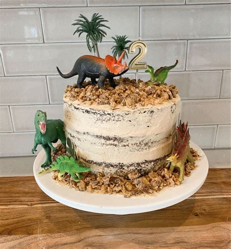 Dinosaur Birthday Cake In Dinosaur Birthday Cakes Dino Birthday