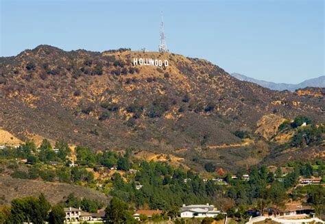 Hollywood Hills, Homes and Sign – Stock Editorial Photo © trekandshoot ...