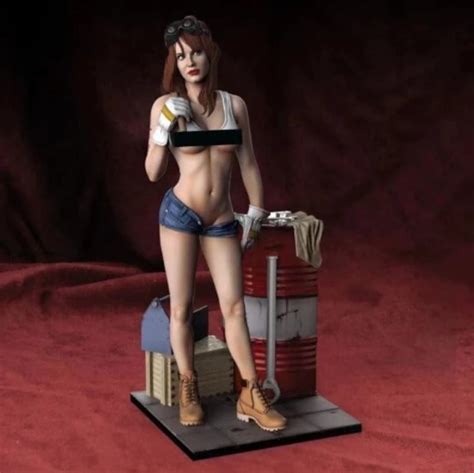 Sexy Mechanic Female Resin Adult Kit Miniature Unpainted Nude Model