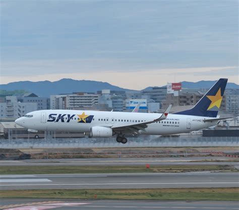 スカイマーク Boeing 737 800 JA73AC 福岡空港 航空フォト by とあさん 撮影2022年12月09日