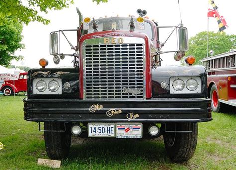 1000+ images about Reo Trucks on Pinterest