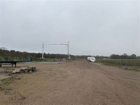 De Eerste Windmolen Naast De A Bij Weert Staat