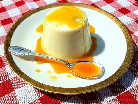 Panna Cotta Alla Vaniglia Con Salsa Al Caramello Aledolceale