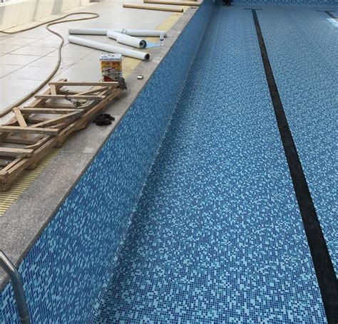 Ow To Choose The Best Pvc Tarpaulin For Swimming Pool DERFLEX