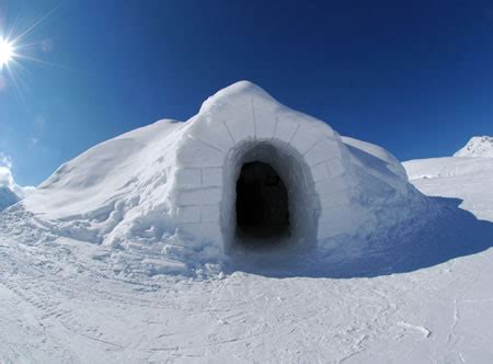 Eskimo Igloo Village