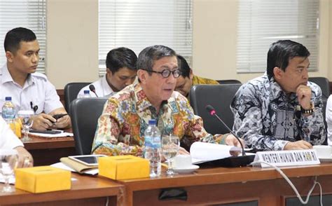 Dpr Ri Dan Pemerintah Diminta Memperhatikan Ruu Usul Dpd Ri