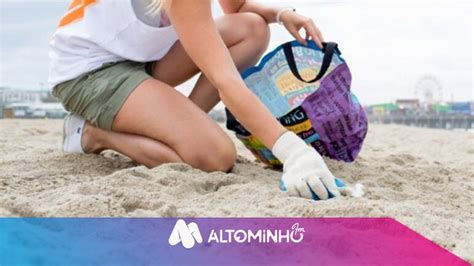 Volunt Rios Recolhem Toneladas De Lixo Em Praias E Zonas