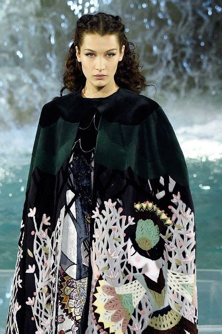 Bella Hadid Poses Nude For Vogue Paris Times The Model Made Headlines In IBTimes