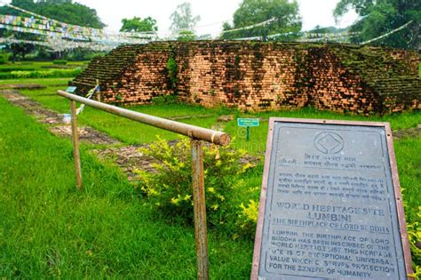 Lugar De Nacimiento Del Templo Maya Devi De Gautama Buddha Lumbini