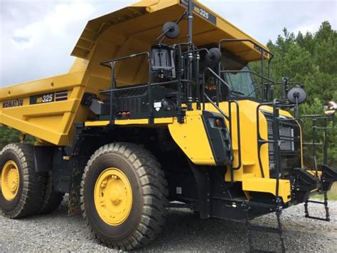 Komatsu Hd325 8 Hd405 8 Haul Trucks Construction Equipment