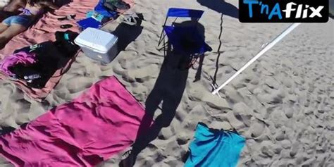 Victoria Vertuga Bikini Scene In Lexi Tnaflix