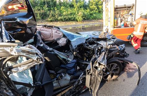 Salzgitter Heftige Bilder Nach Schwerem A39 Unfall News38 De