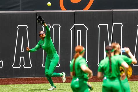 Oklahoma State Vs Oregon Softball Score Updates From Cowgirls Ducks