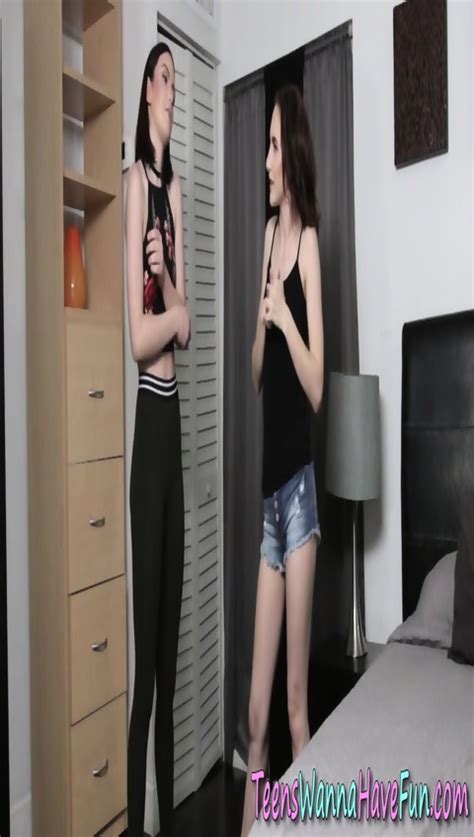 Amateur Lesbians Licking