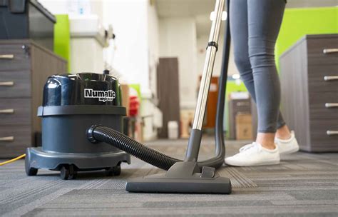 5 Reasons To Buy a Commercial Vacuum Cleaner | Proquip Shop