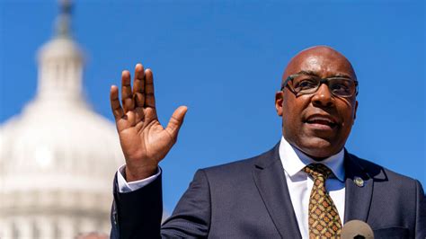 Attorney General Kwame Raoul On Gun Rights Cash Bail And More The 21st Show Illinois Public