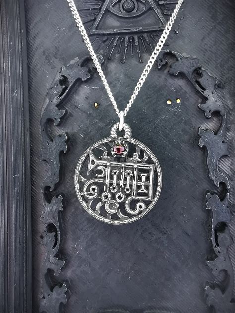 Seal Sigil of Ronove Necklace With Antique Finish - Etsy