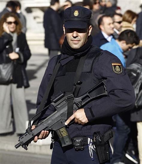 Cuerpo Nacional De Policia Policia Nacional Policía