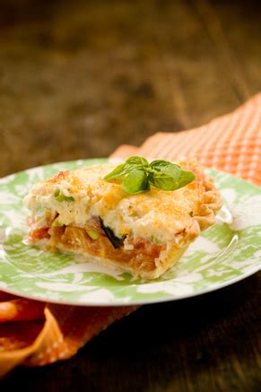 Paula Deen: Savory Tomato Pie Recipe - Serves 8