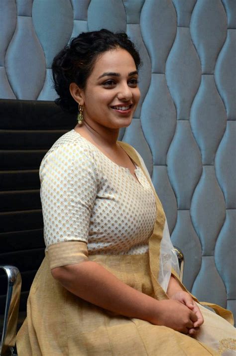 Nithya Menon Hot Filmi Tamasha